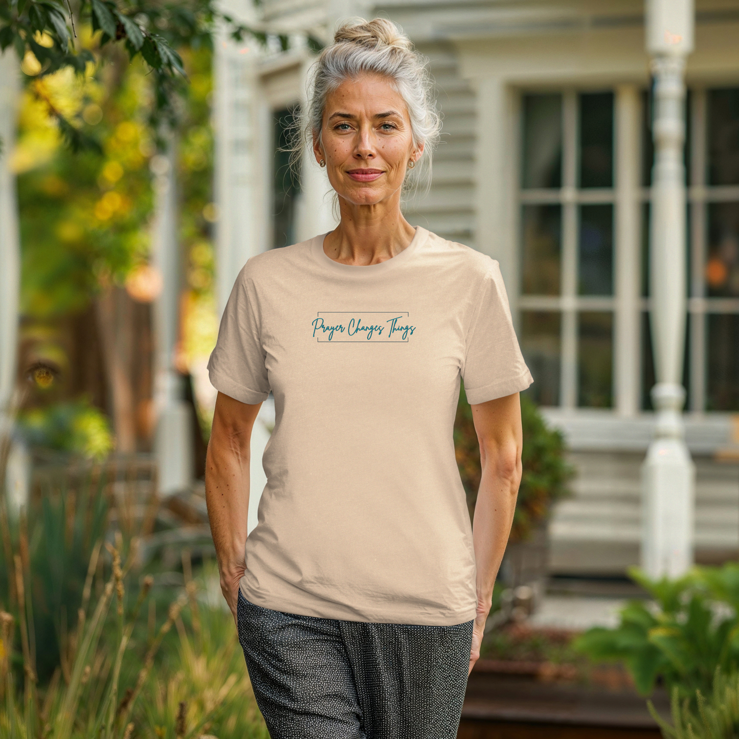 Calligraphy Casual "Prayer Changes Things" - Inspirational Unisex T-Shirt