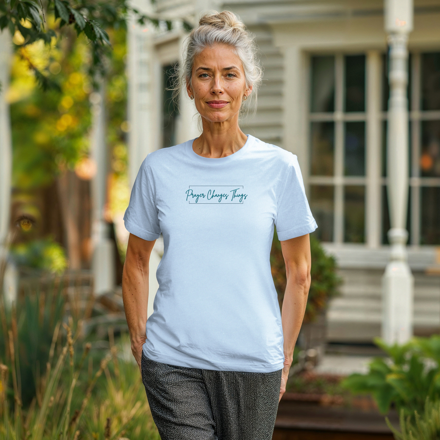 Calligraphy Casual "Prayer Changes Things" - Inspirational Unisex T-Shirt