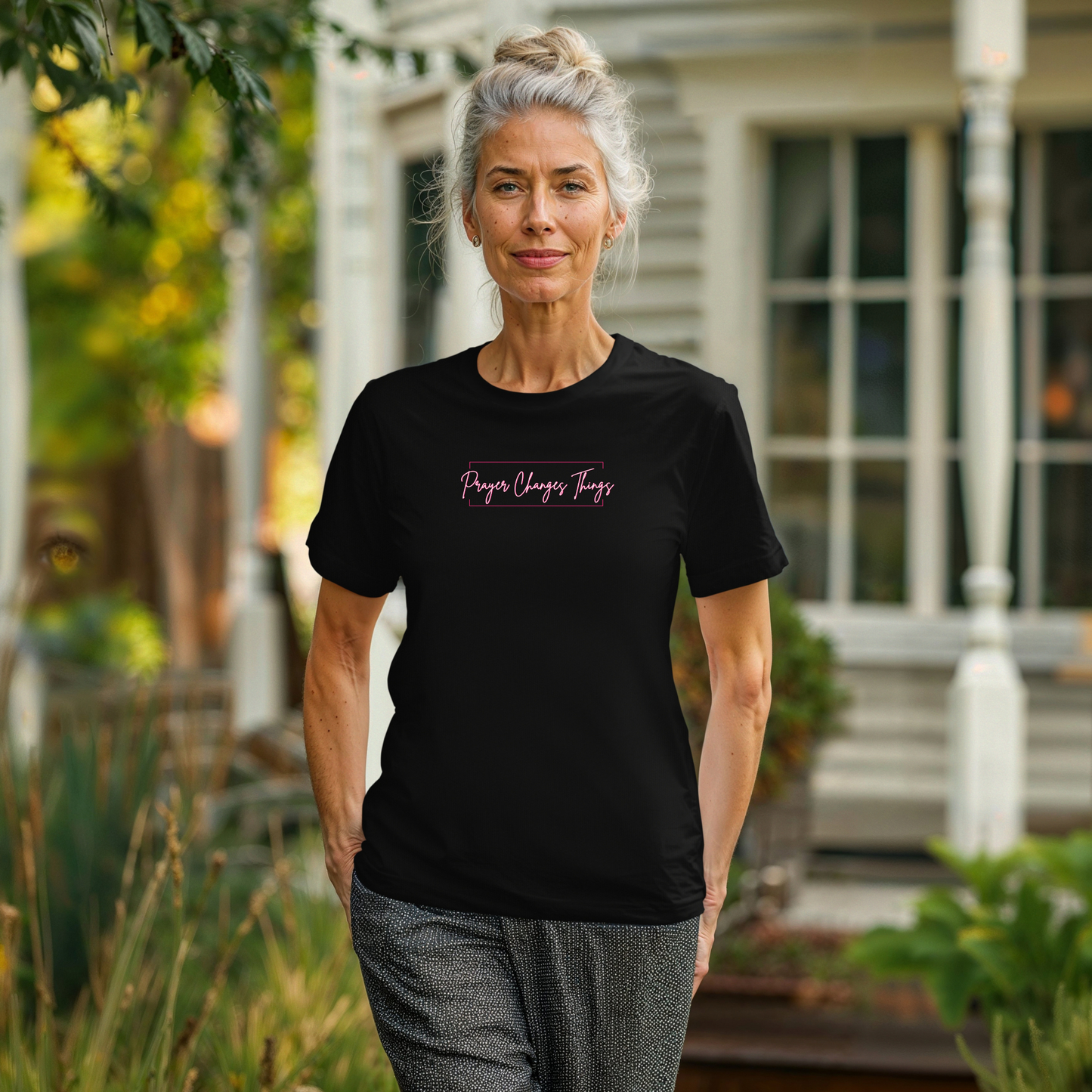 Calligraphy Casual "Prayer Changes Things" - Inspirational Unisex T-Shirt