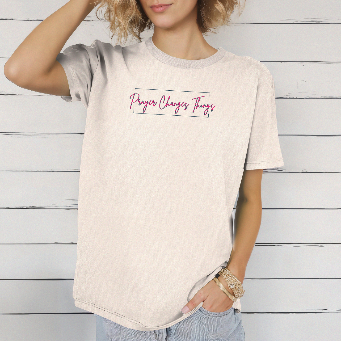 Calligraphy Casual "Prayer Changes Things" - Inspirational Unisex T-Shirt
