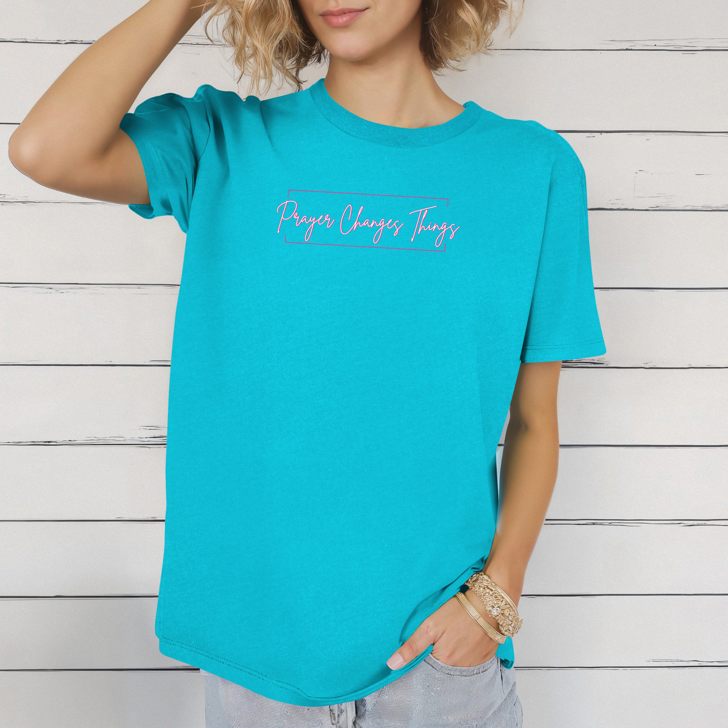 Calligraphy Casual "Prayer Changes Things" - Inspirational Unisex T-Shirt